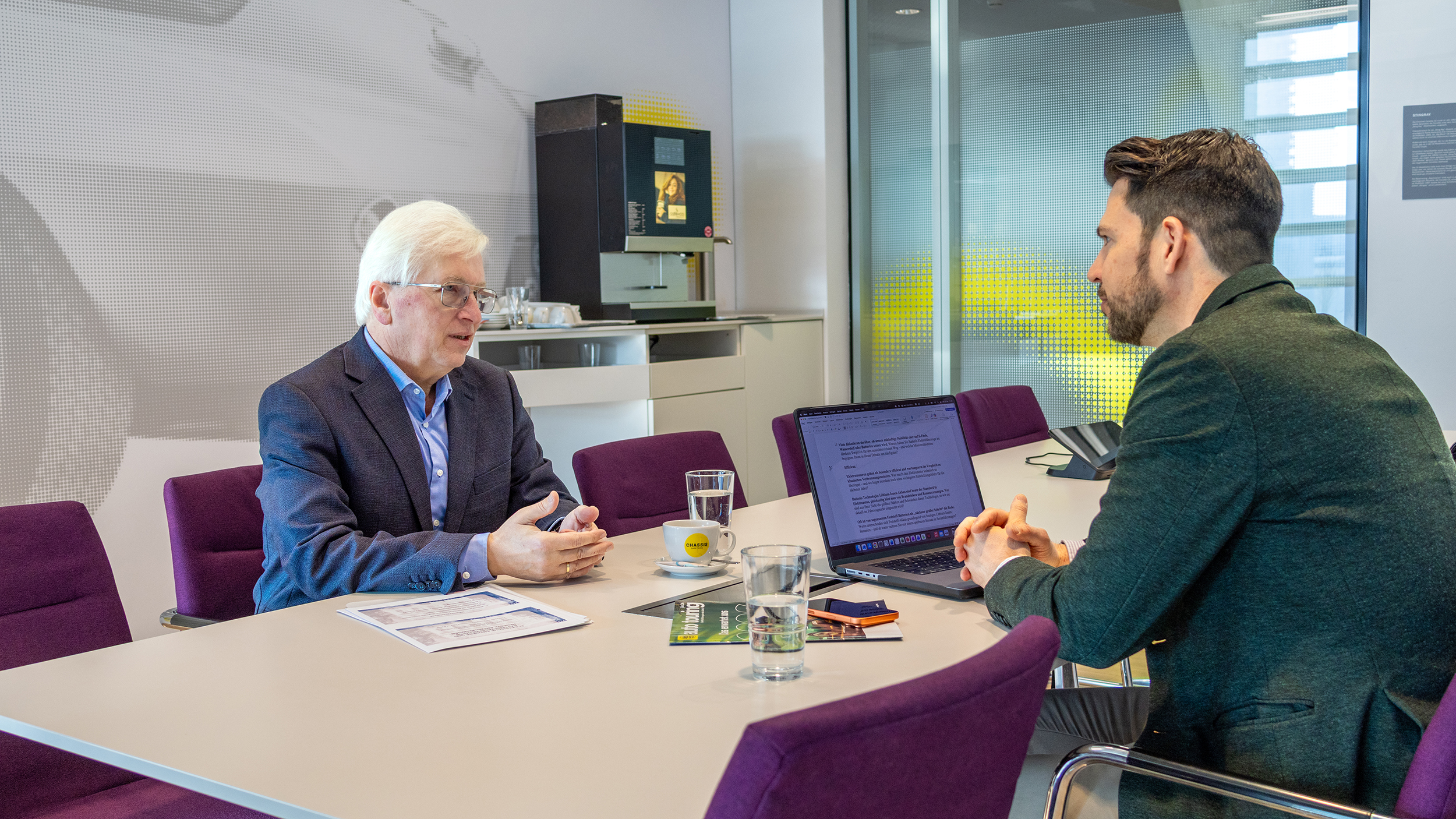 Professor Manfred Schrödl beim ÖAMTC während des Interviews mit Stephan Höckner