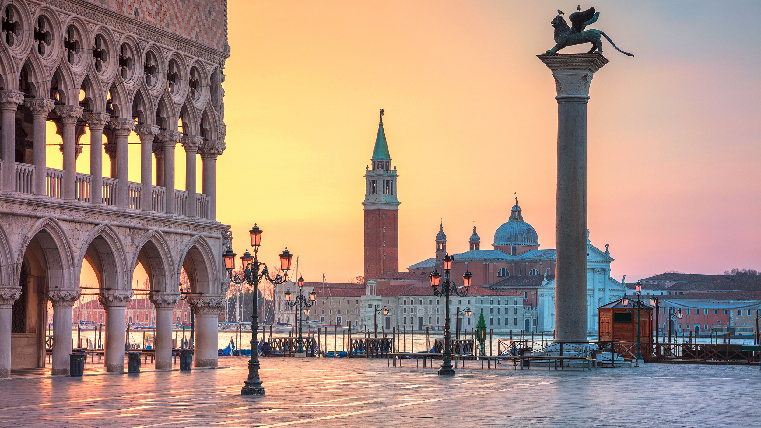 shutterstock_762317071_Venedig.jpg