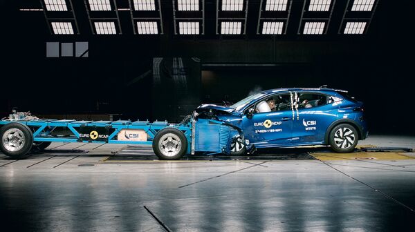 Renault Clio beim Crashtest