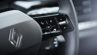 Die Lenkrad-Tasten im Renault Clio