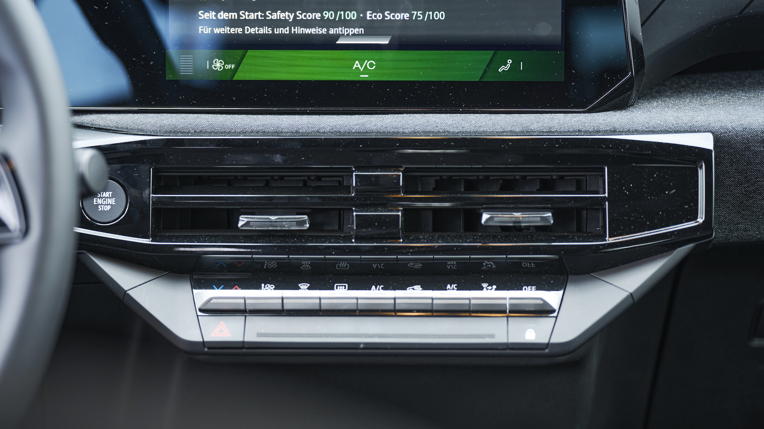 Die Mittelkonsole des Renault Clio
