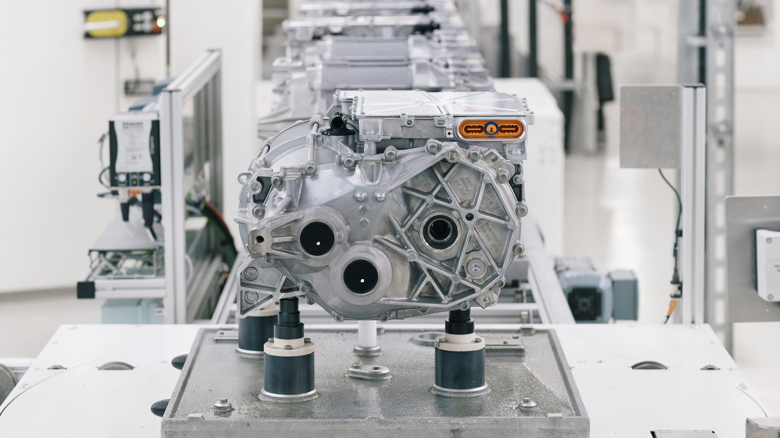 Ein Elektromotor in der Fabrik
