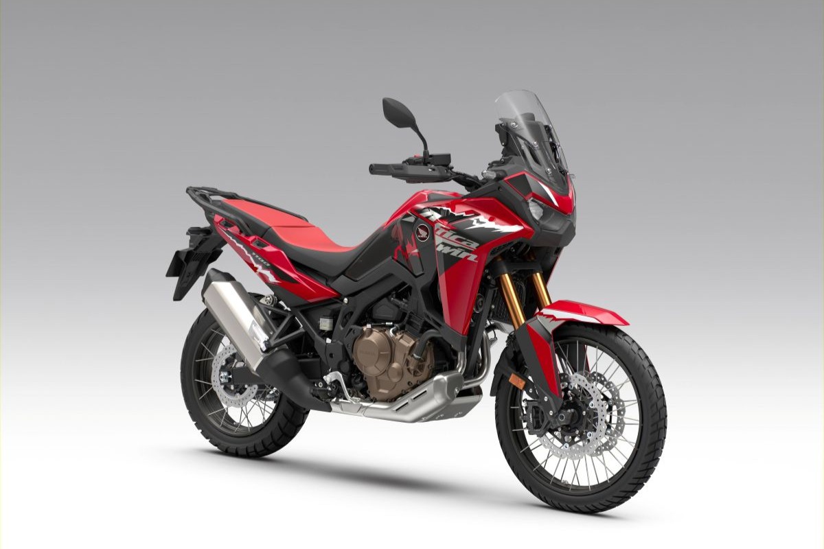 Stehendes Motorrad.