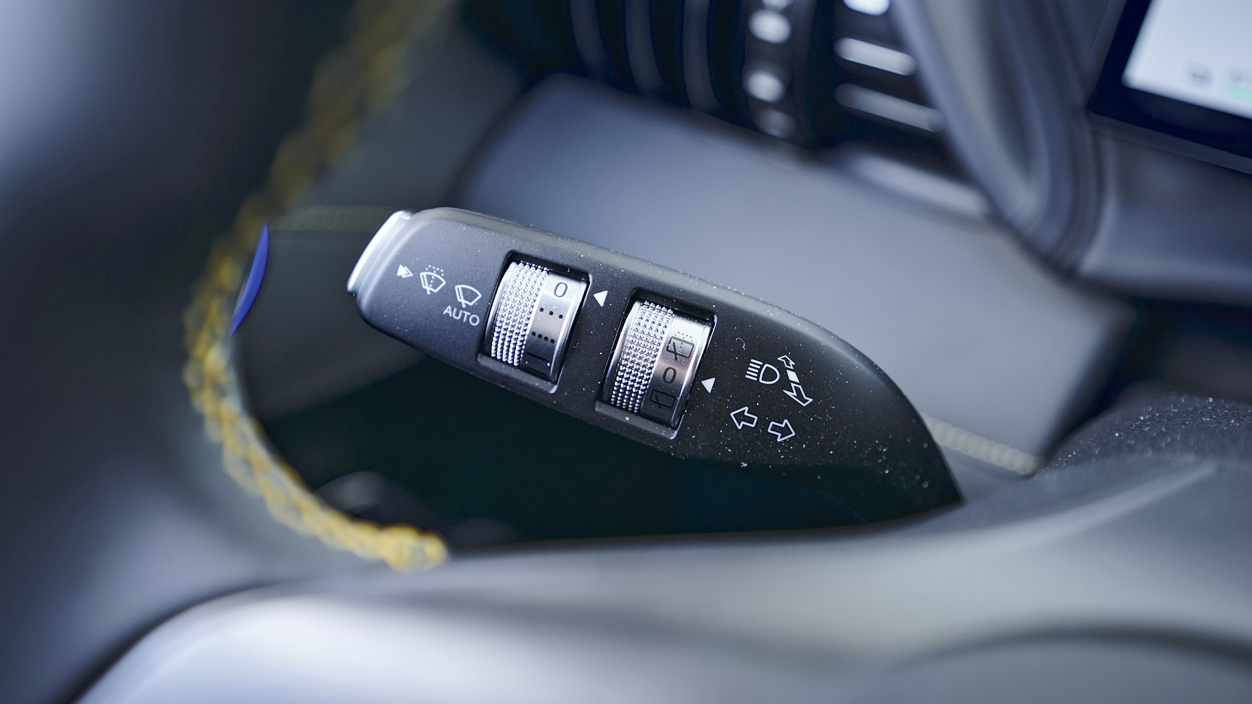 BYD Atto 3 Evo: linker Bedienhebel für Scheibenwischer