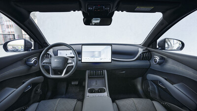 BYD Atto 3 Evo: Blick ins Cockpit mit großem mittig sitzenden Touchscreen