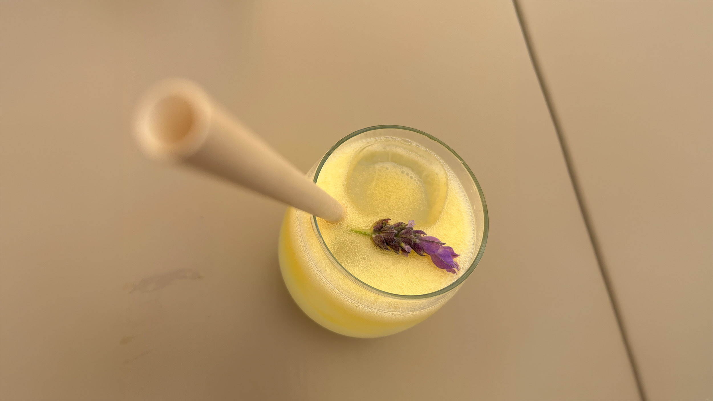 Gaspacco mit Lavendel