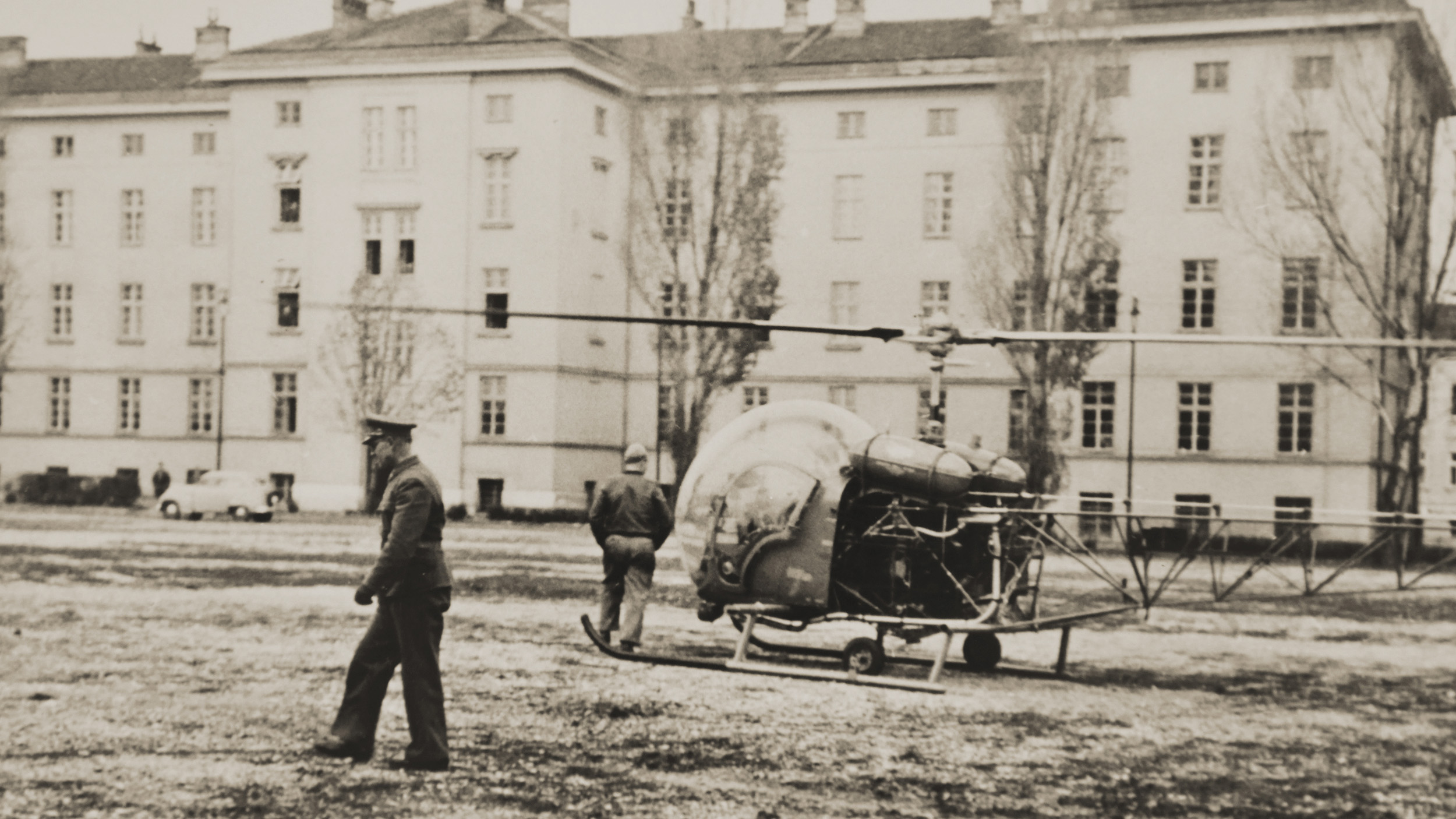 Archivfoto der 1957 geschaffenen Flugeinsatzstelle Wien