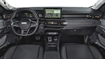Innenraum eines Dacia Striker.