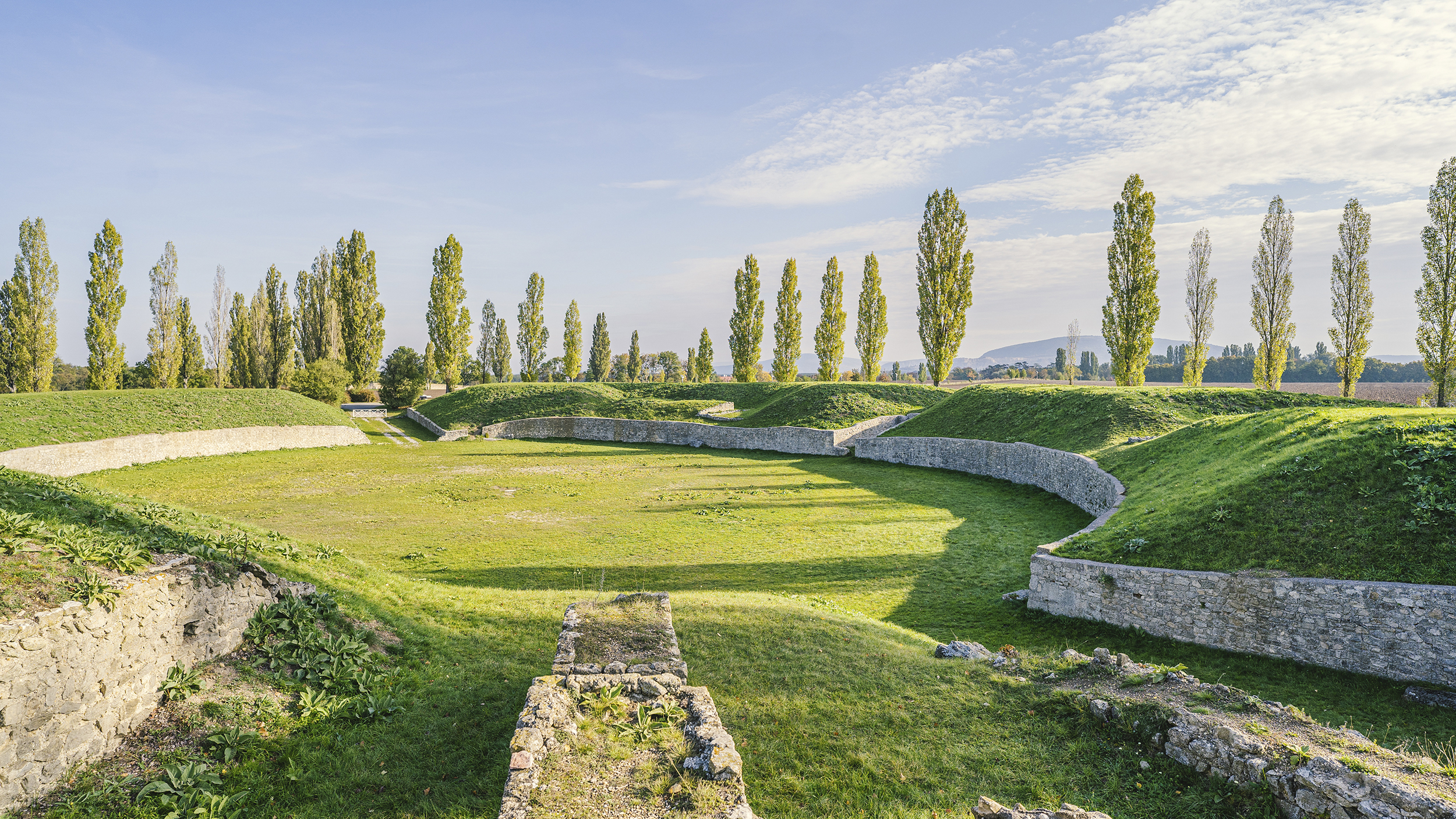 Amphitheater Zivilstadt Überreste in Carnuntum.