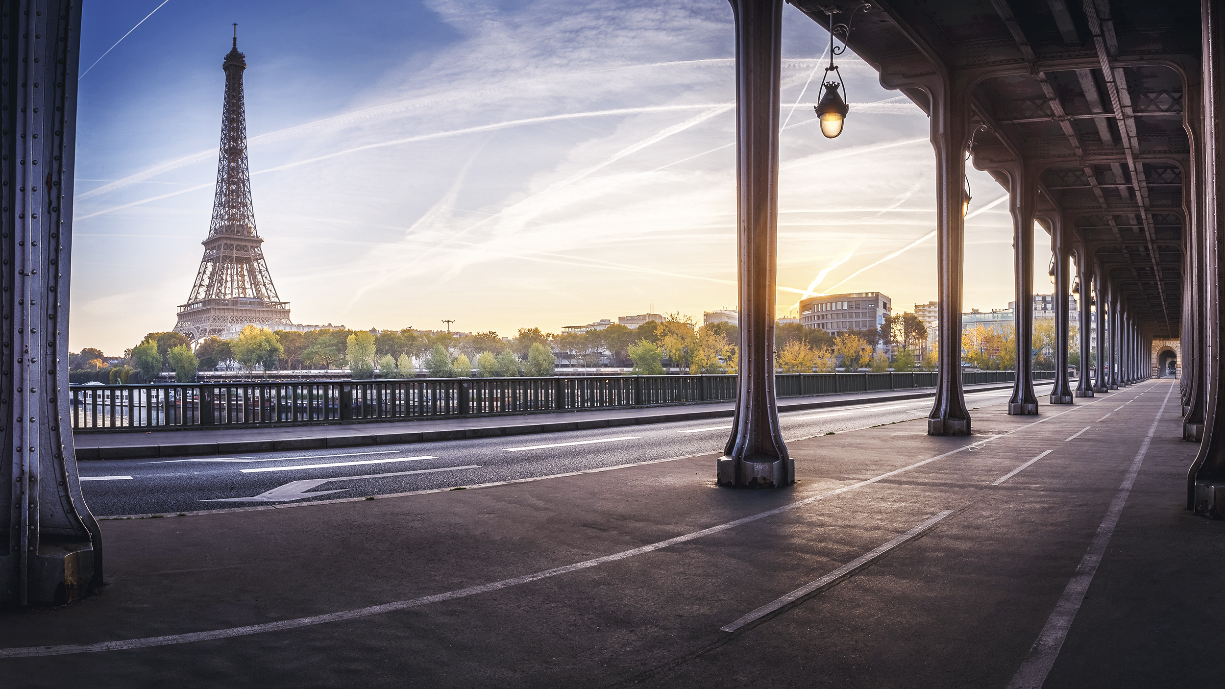 Die Pont de Bar-Hakeim.