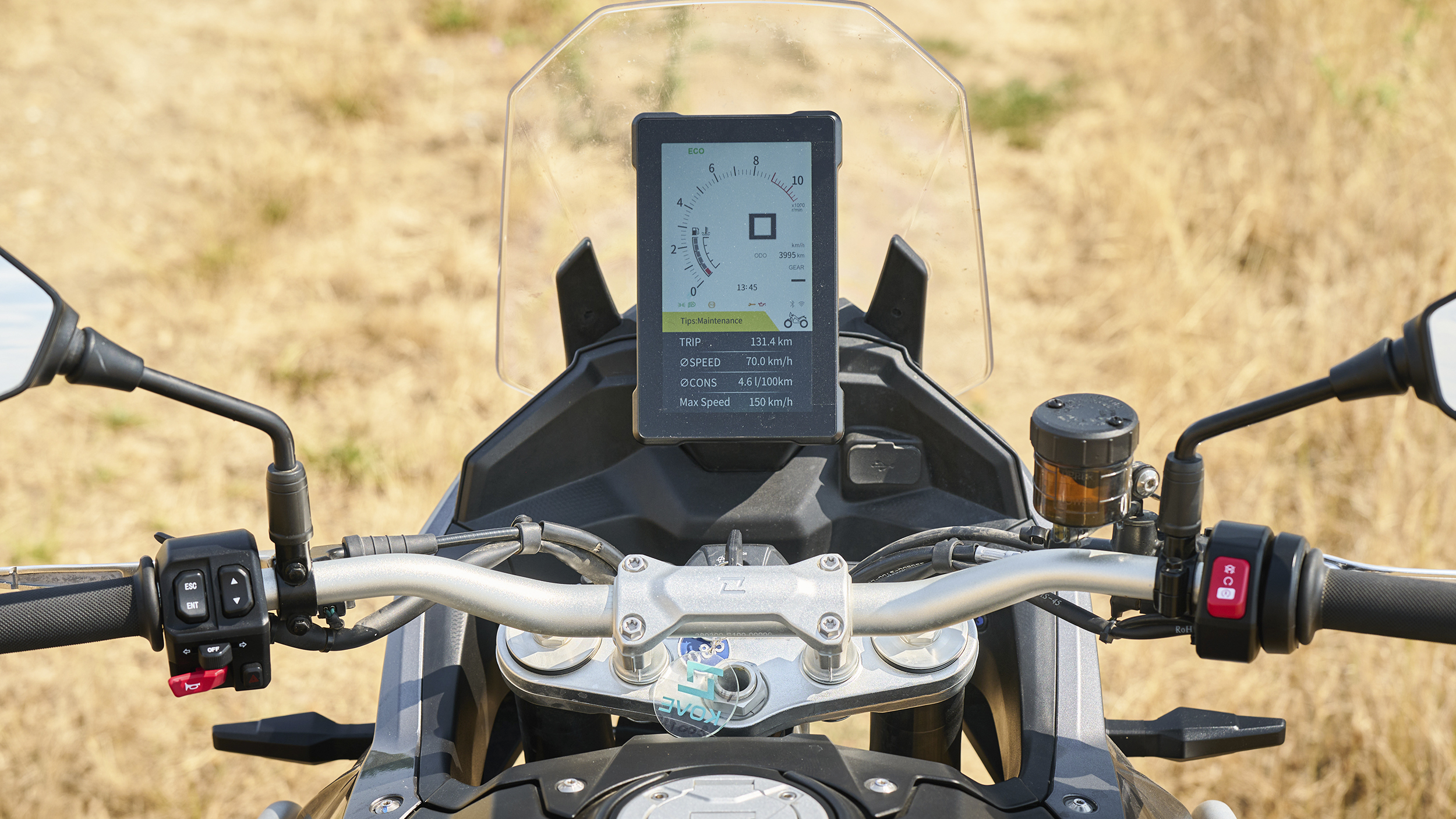Kove 800X Cockpit