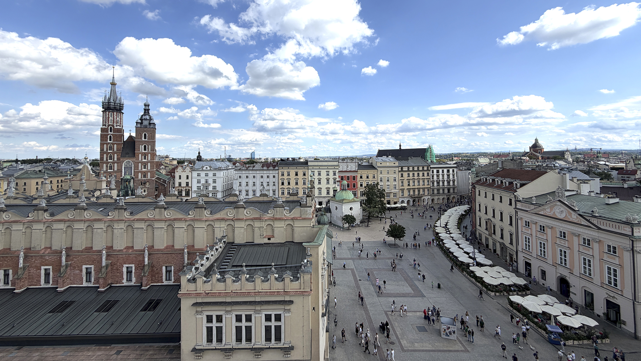 Blick auf den Hauptmarkt in Krakrau vom Turm aus.