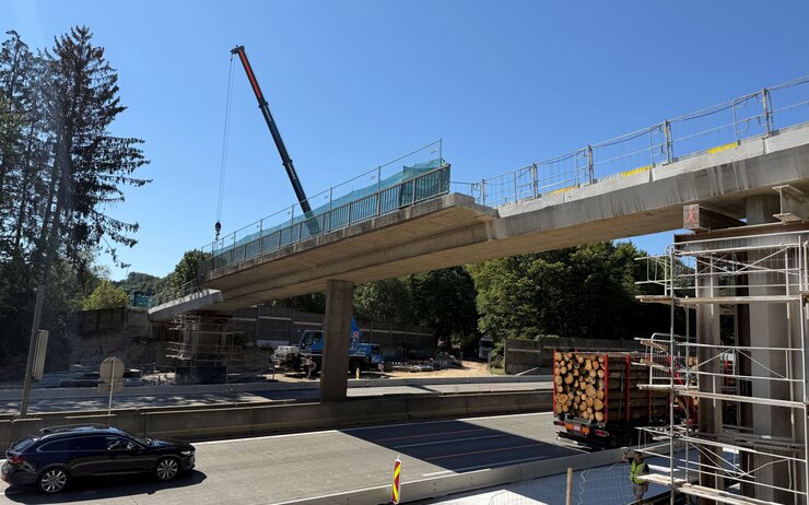 Abrissarbeiten an der A2-Brücke bei Nestelbach