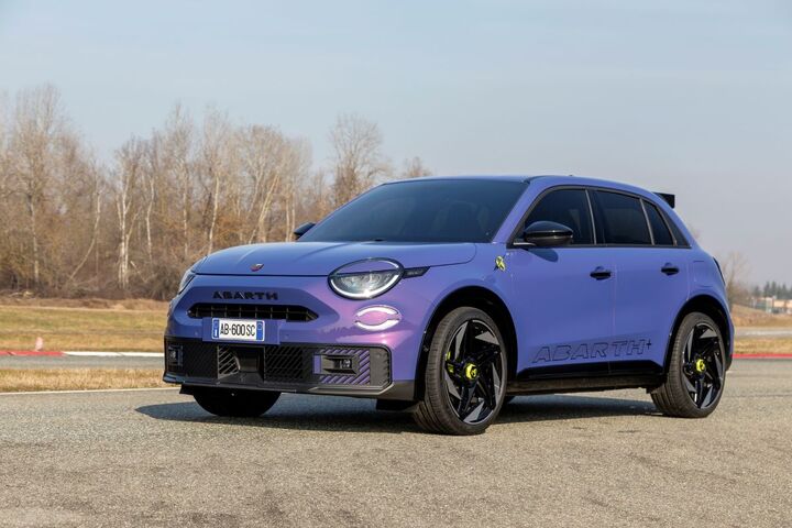 © www.media.stellantis.com Abarth 600e