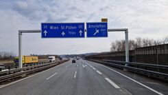 A1, Amstetten
