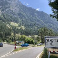 Kreuzungsbreich Reschenstraße mit der Engadinerstraße