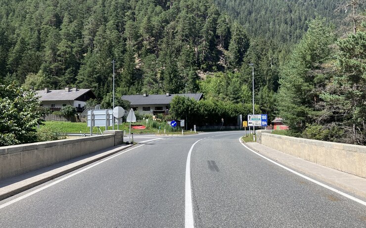Fahrbahn Kajetansbrücke auf der Reschenstraße