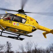 Christophorus-Hubschrauber 33 im Flug.