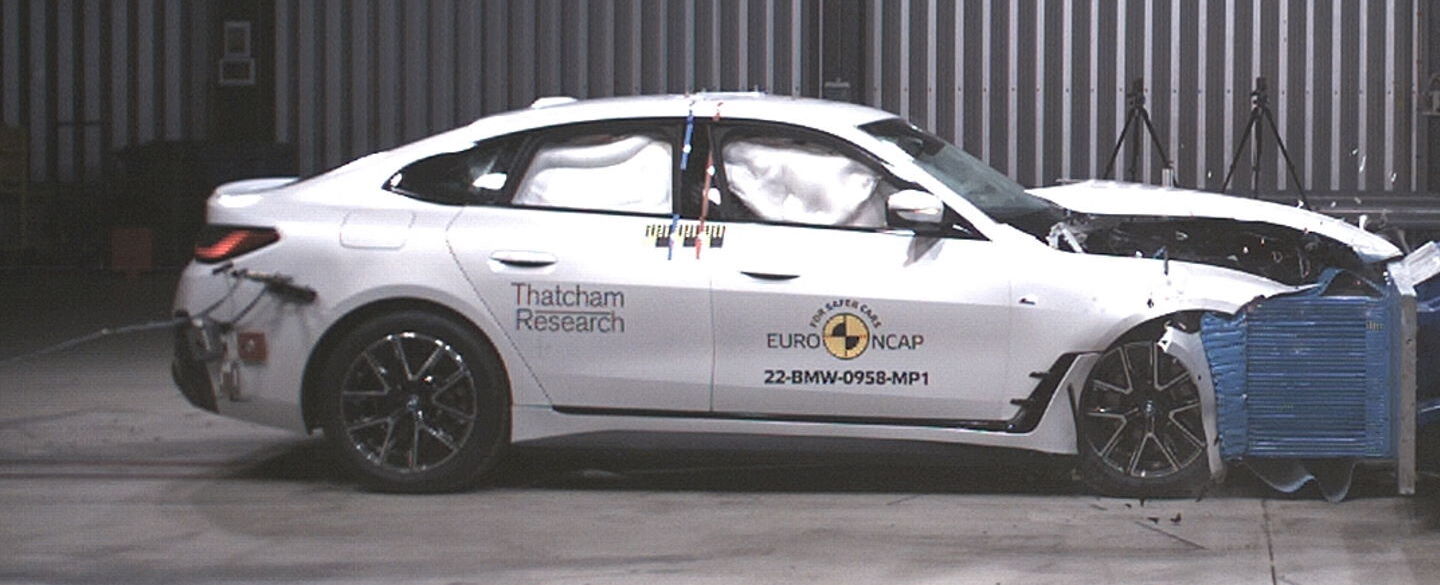 Crashtest 202206 - BMW