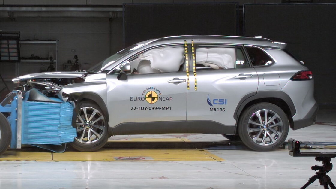 Toyota Corolla Cross (2022) im Test: Praktischer Lückenfüller