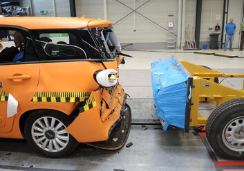 Crashtest 3. Sitzreihe