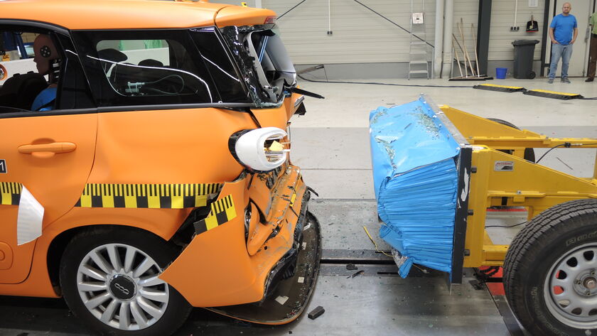 Crashtest 3. Sitzreihe