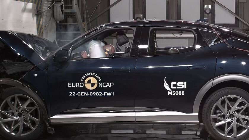 Crashtest 2022 - Genesis GV60