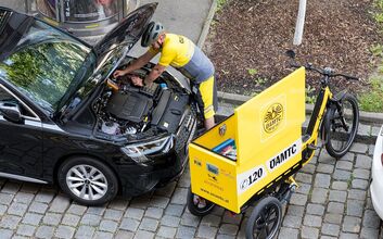 E-Bike Pannenhilfe.JPG ÖAMTC