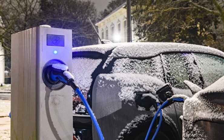 Mit dem Elektroauto in den Winterurlaub