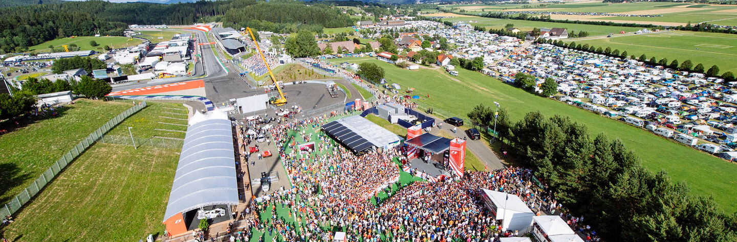 Luftaufnahme von der Fanzone am Red Bull Ring in Spielberg
