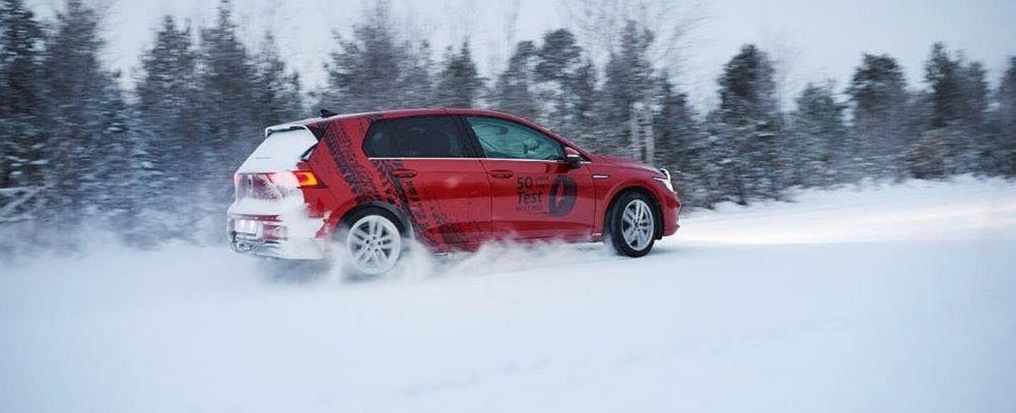 Ganzjahresreifentest 2025 Der Ganzjahresreifentest bei winterlichen Fahrbedingungen