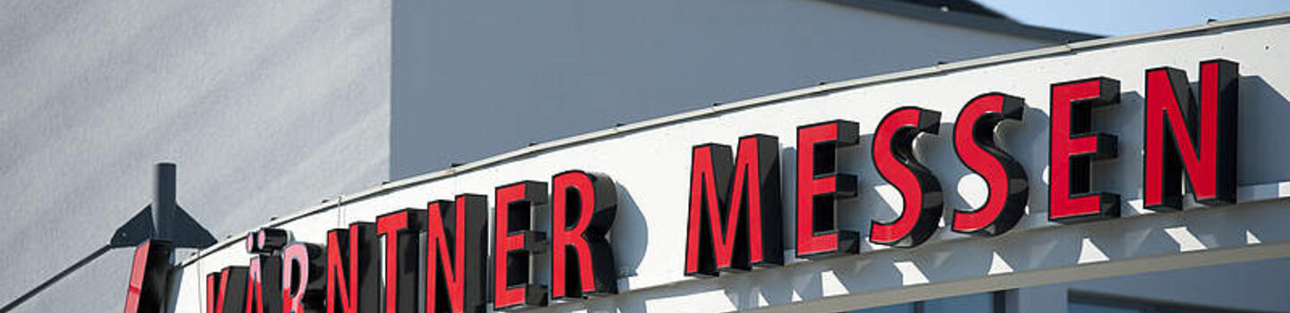 Haupteingang zum Klagenfurter Messe-Areal.