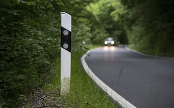 Ausschalten Der Lichter Im Auto. Integrierter Drehanzeiger Für Das  Nahverkehrsfahrzeug Mit Scheinwerferschalter. Stockbild - Bild von  schwarzes, taste: 217546237