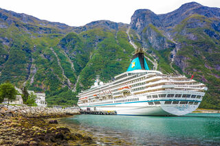 MS-Artania.jpg MS6 Reisegesellschaft