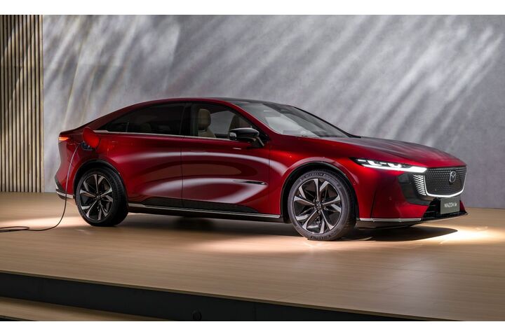 Mazda 6e