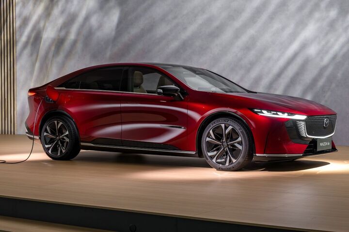 © www.at.mazda-press.com Mazda 6e