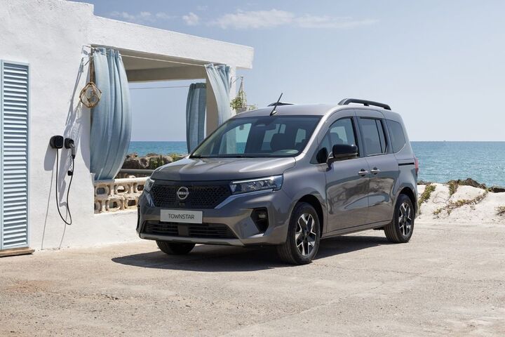 © austria.nissannews.com Nissan Townstar EV Kombi