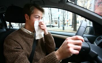 Mit Schnupfen am Steuer  ÖAMTC