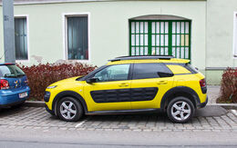 Halten und Parken vor Hauseinfahrten