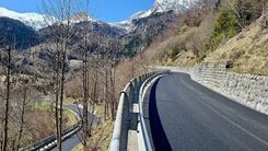 Ein Foto, welches den Plöckenpass bzw. eine Teilstrecke davon zeigt.