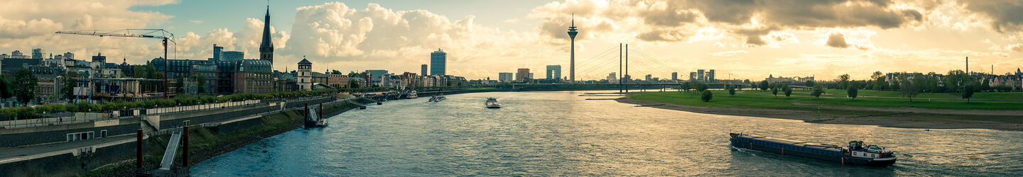 Panorama von Düsseldorf iStock.com / no_limit_pictures