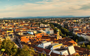 Panoramablick auf Graz © iStock.com / Przemys?aw Iciak