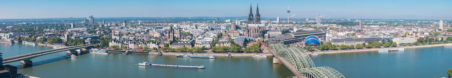 Panorama von Köln iStock.com / rclassenlayouts
