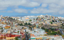 Panoramaansicht von Las Palmas iStock.com / Jedamus_Lichtbilder