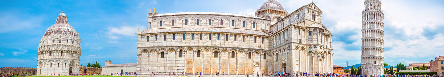 Panorama vom Piazza dei Miracoli iStock.com / QQ7