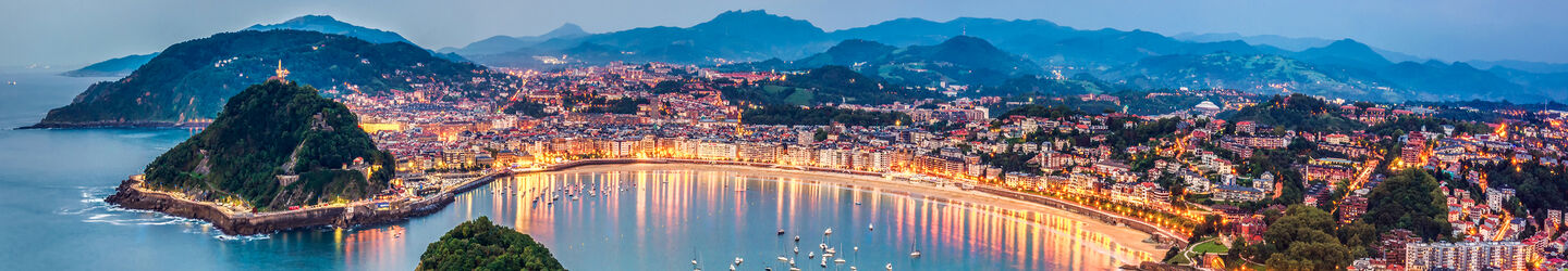 Blick auf San Sebastian iStock.com / Eloi_Omella