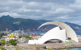 Panorama von Santa Cruz iStock.com / Flavio Vallenari
