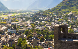 Blick auf Sion iStock.com / xenotar