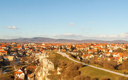 Blick auf Veszprem iStock.com / focusstock
