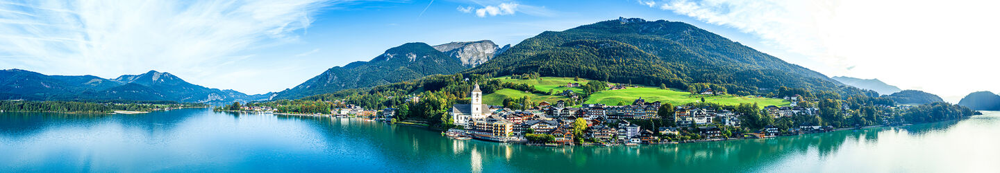 St. Wolfgang am Wolfgangsee im Salzkammergut iStock.com / CHUNYIP WONG